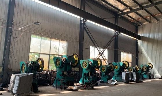CE Sertifikası Bahçe Tezgahları 0.6mm 5 Cuft Çelik Tekerlekli El Arabası