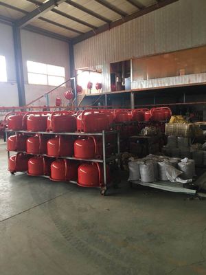 Rulo Taşınabilir Beton Mikseri Makinesi Gaz Motoru Yuvarlak Saplı 1.0mm