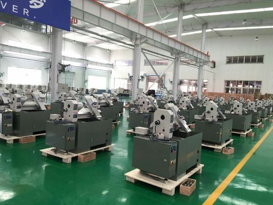 CE Yapay Ahşap Planya Makinesi Derinliği 60mm Ahşap Kalınlığı Planya