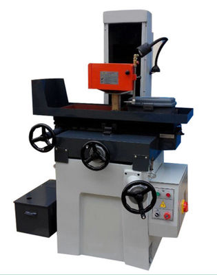 MD618 Cnc Üniversal Öğütücü Güvenilir Yapı Üniversal Öğütücü Makinesi