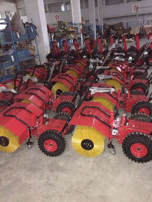 6.5HP Kar Gücü Fırçalı Süpürme Aracı Geri Tepme Marşının Arkasında Yürüme Yüksek Esneklik