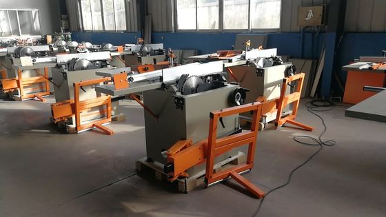Değişken Hızlı Ahşap Pres Makinesi ISO Sertifikası Kompakt Masa Testere