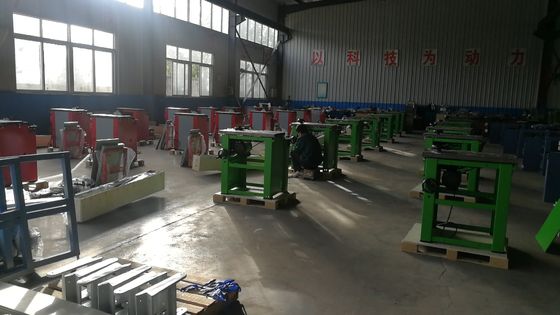 Panel Cnc Sürgülü Masa Testere 800mm Yapay Tahta Kesimi İçin Konumlandırma